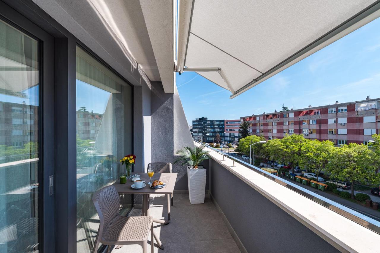 D-Apartment - With Garage And Balcony زادار المظهر الخارجي الصورة
