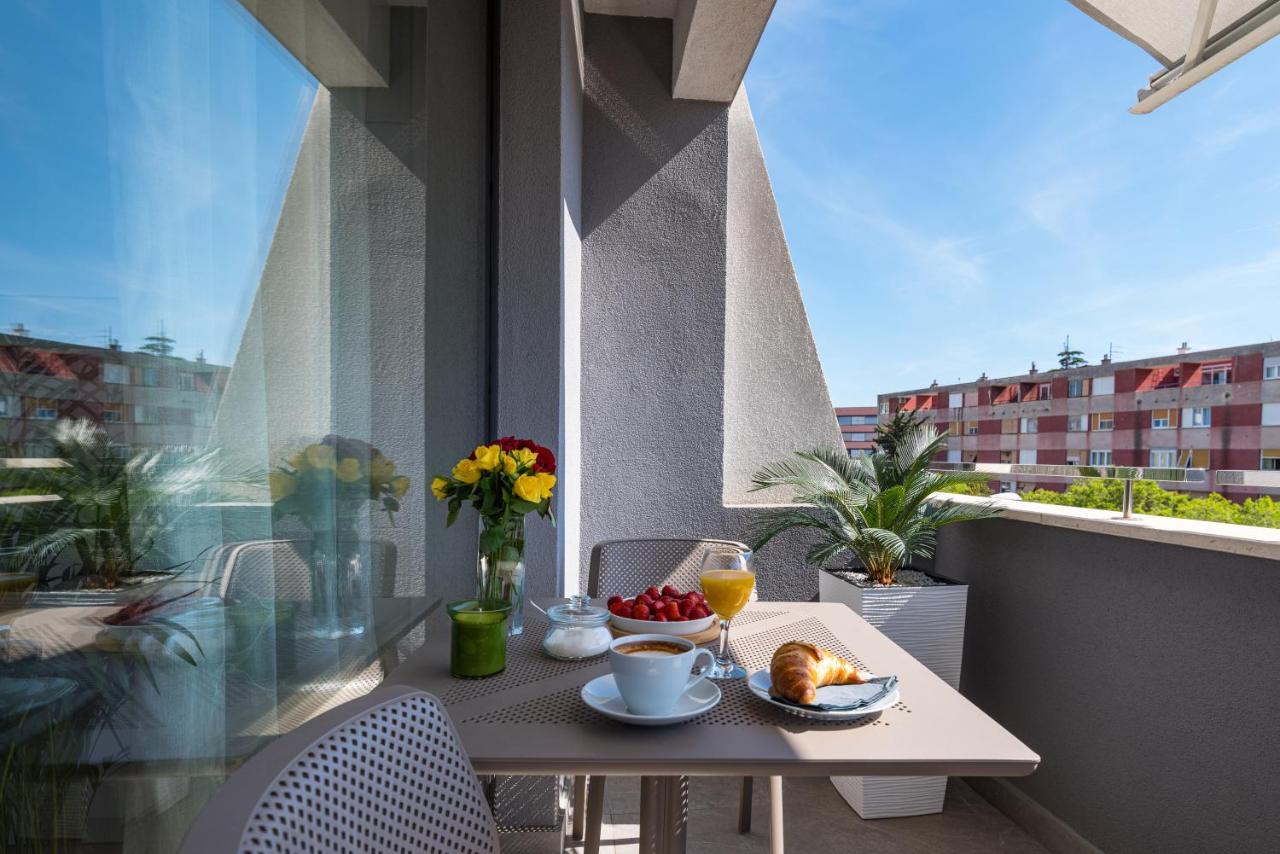D-Apartment - With Garage And Balcony زادار المظهر الخارجي الصورة