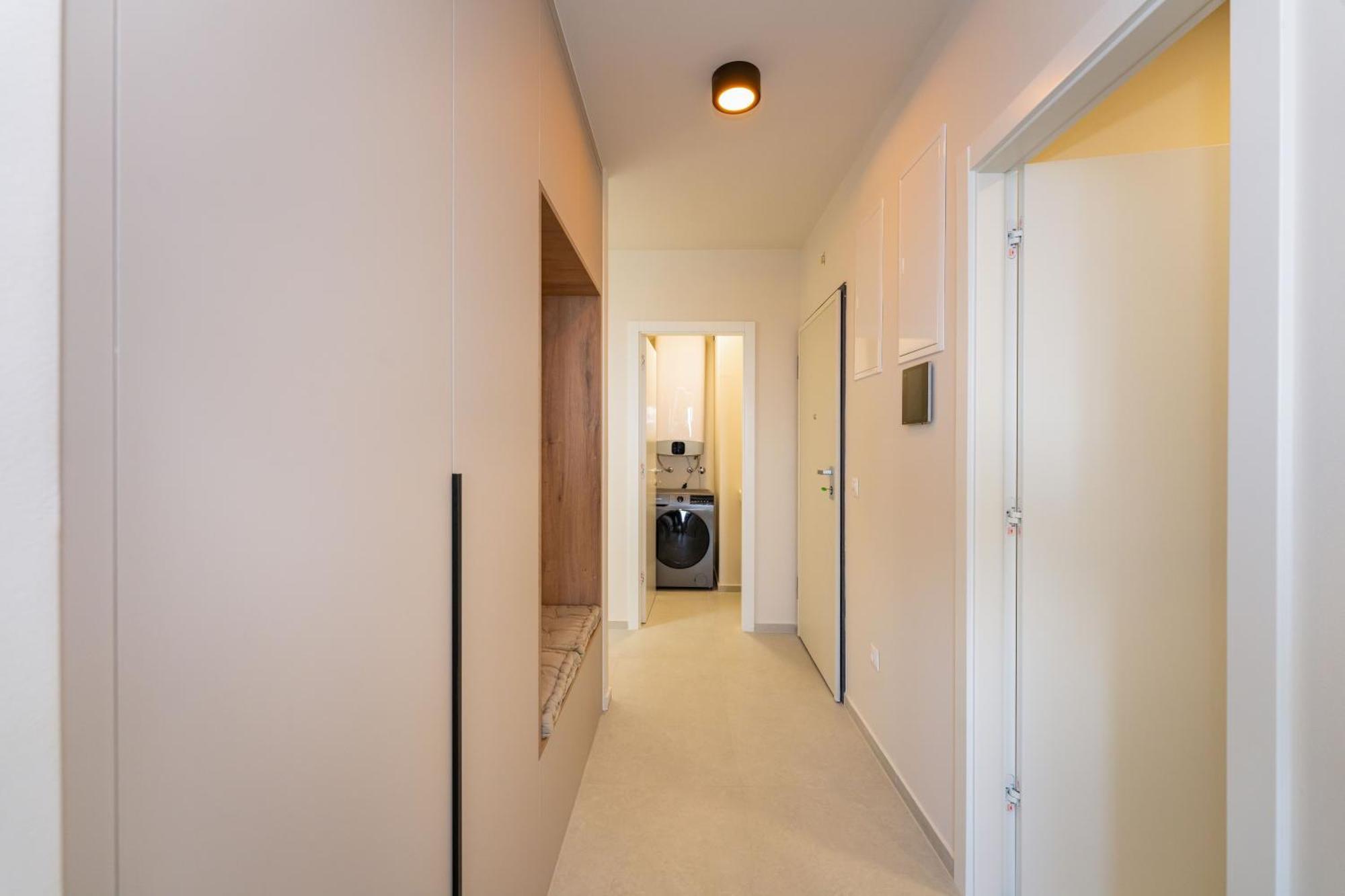 D-Apartment - With Garage And Balcony زادار المظهر الخارجي الصورة