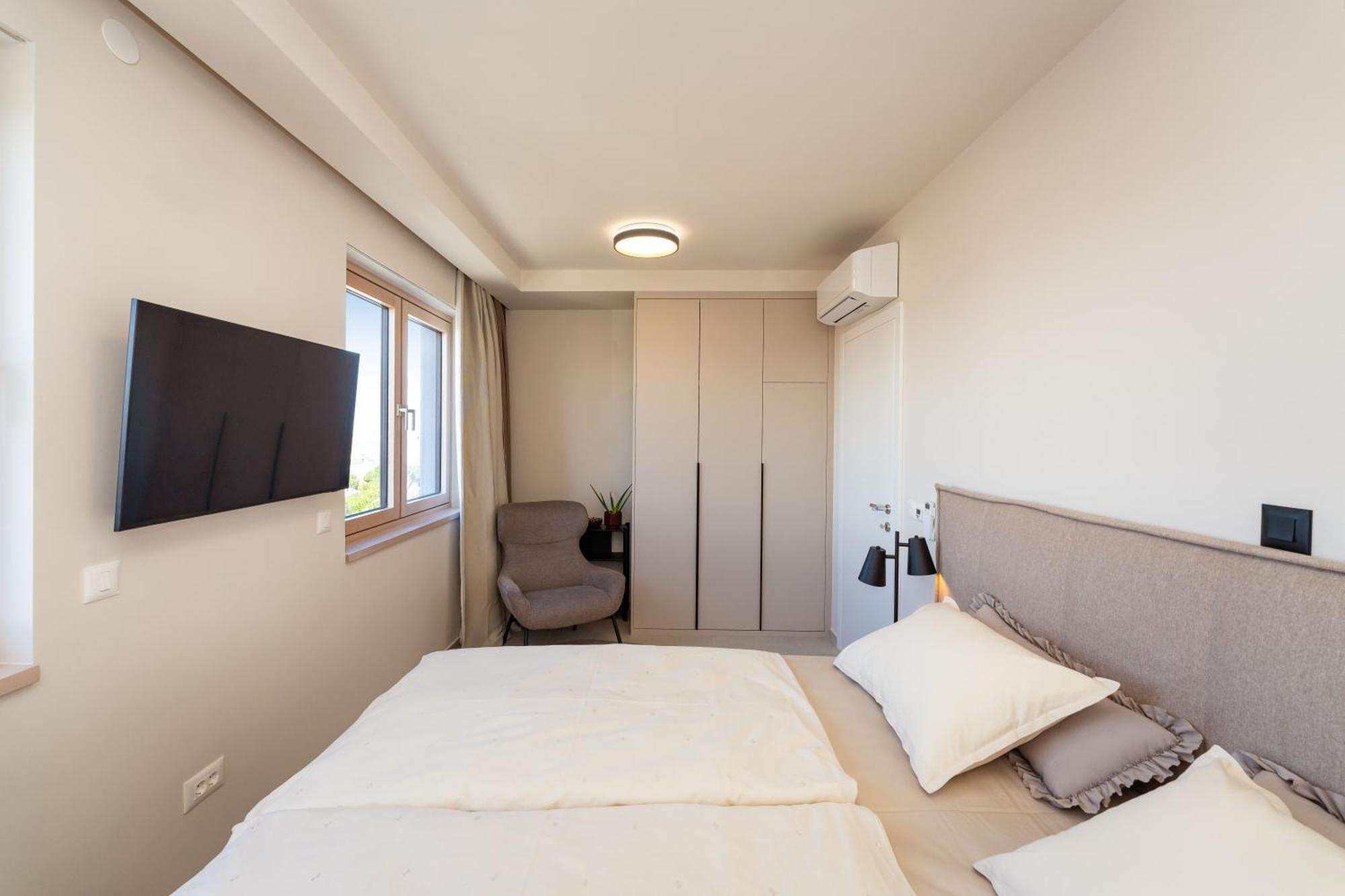 D-Apartment - With Garage And Balcony زادار المظهر الخارجي الصورة