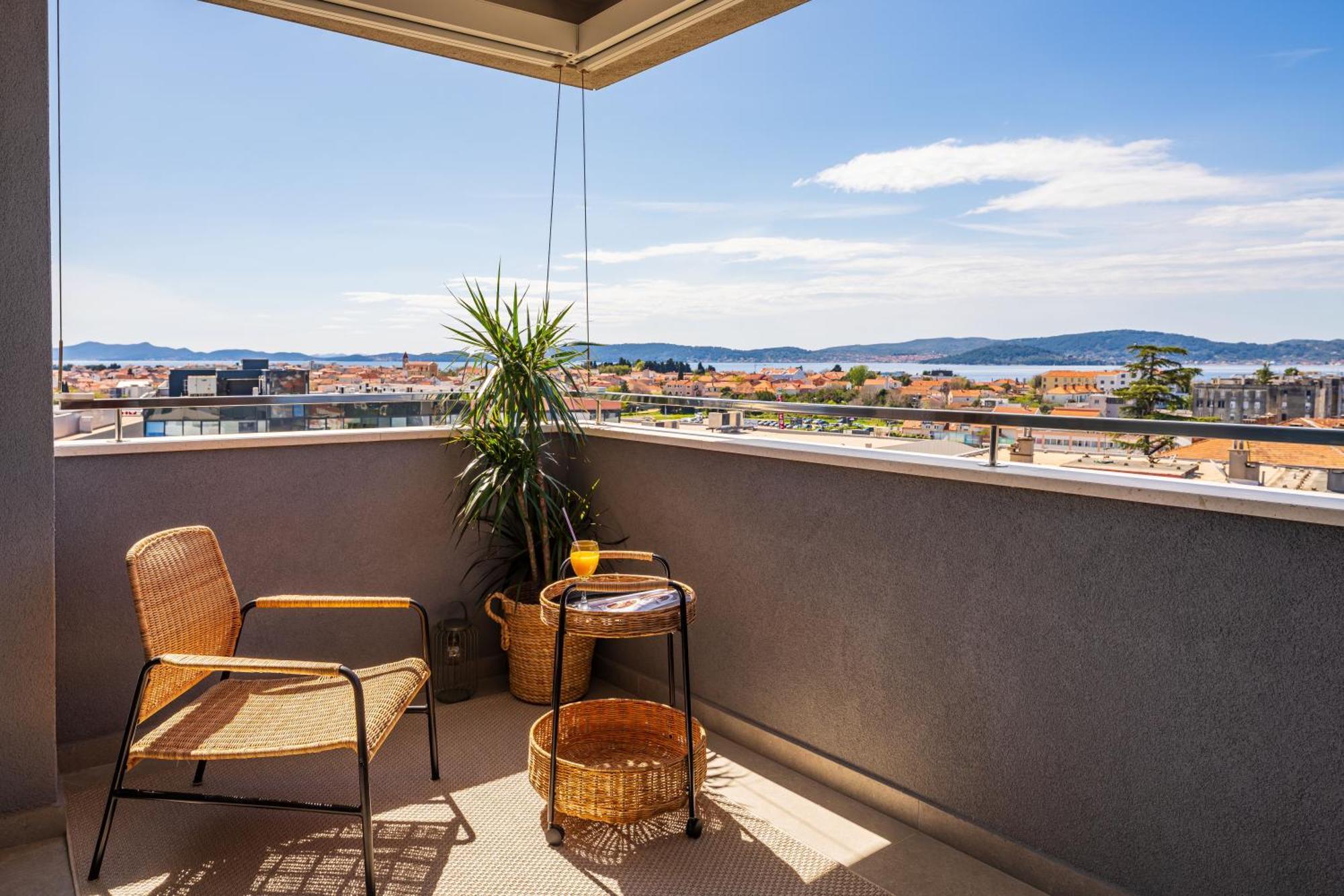 D-Apartment - With Garage And Balcony زادار المظهر الخارجي الصورة